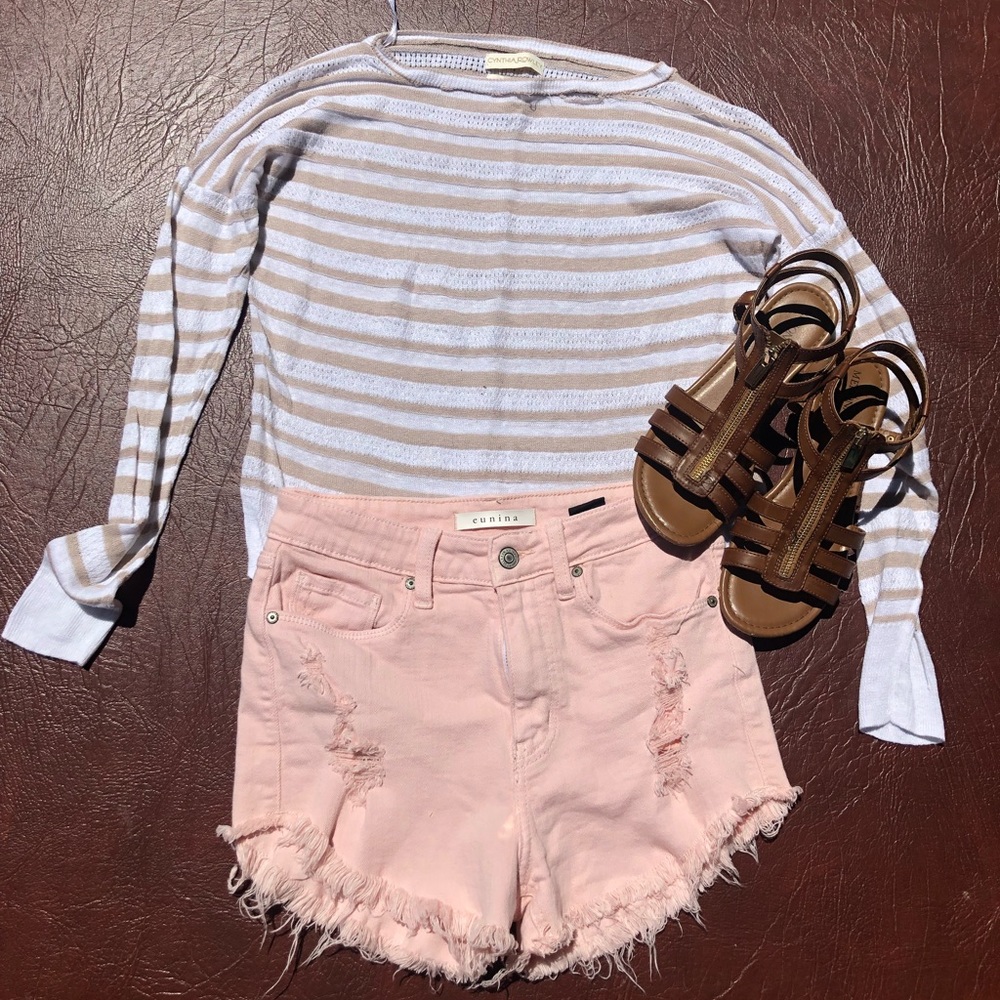 MOVING SALE! Light weight sweater!